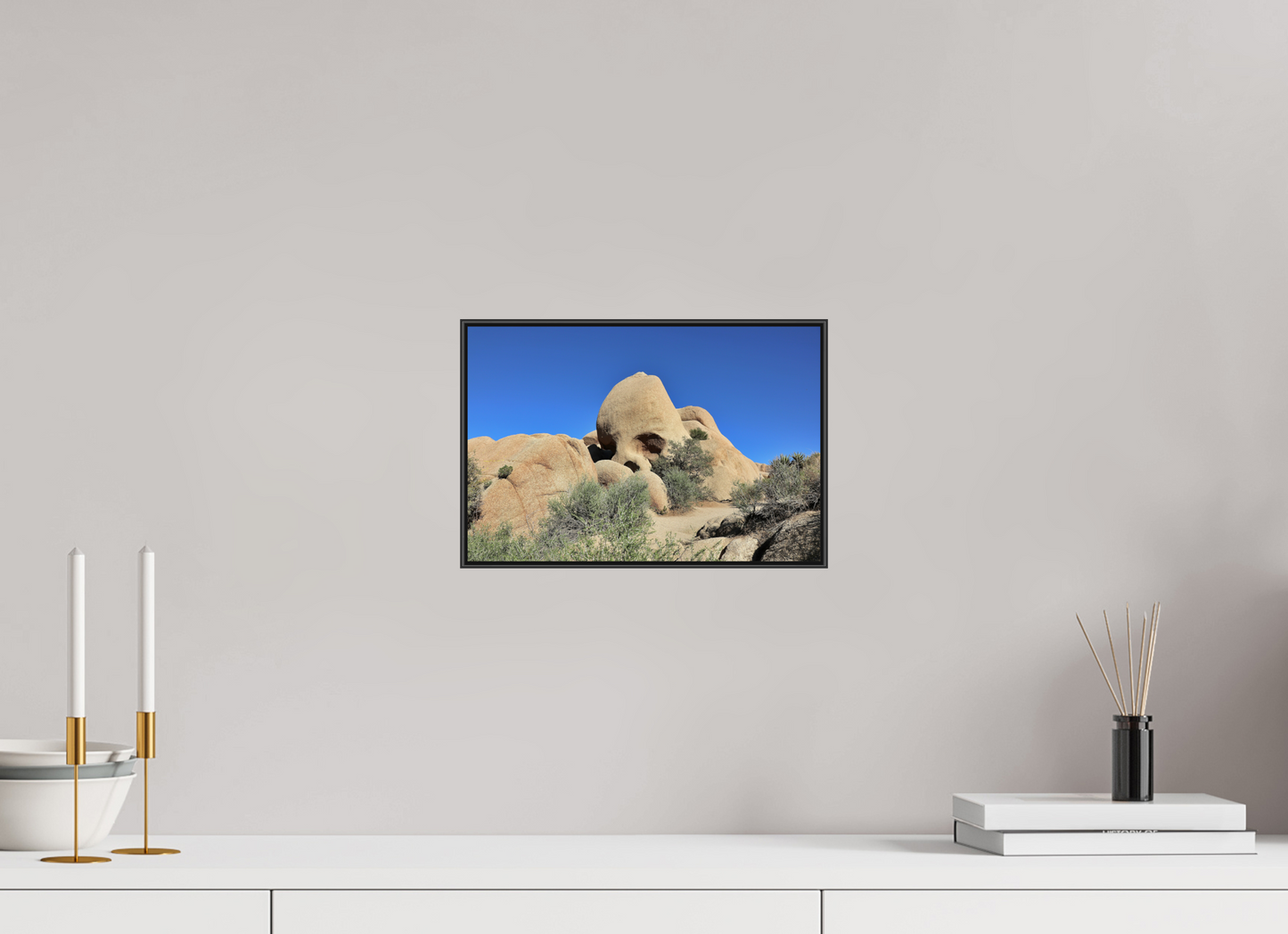 12 x 8″, Aluminium Flame under Acrylic Glass Skull Rock