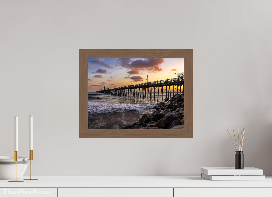 16 x 12″, Walnut Wooden Frame under Acrylic Glass The Oceanside Pier