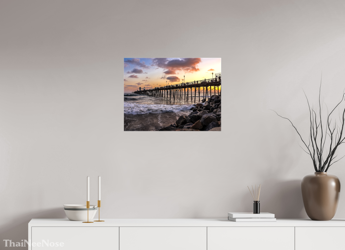 24 x 18″, Glossy Canvas on Stretcher Frame The Oceanside Pier